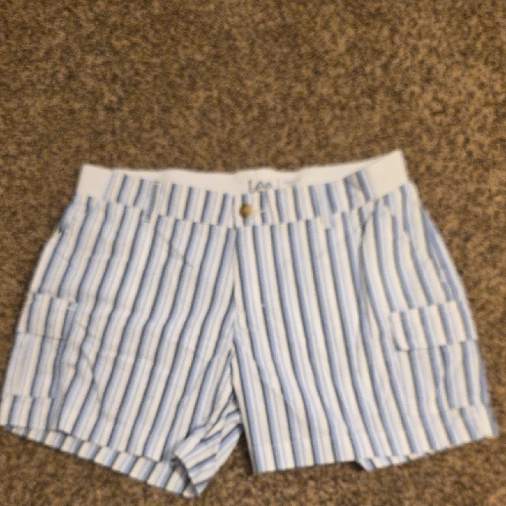 Lee Blue and White Cargo Shorts Nautical-Inspired